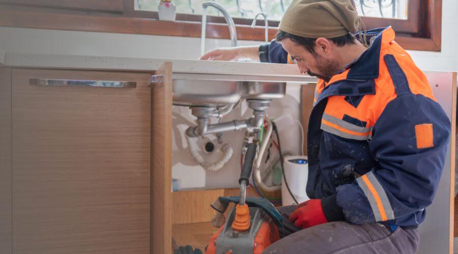 Professional water heater repair in Farmersville, CA